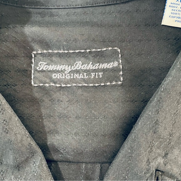 Tommy Bahama Panel Back Camp Shirt - Picture 3 of 9